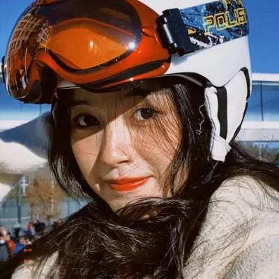 黄昏时分、牵着手