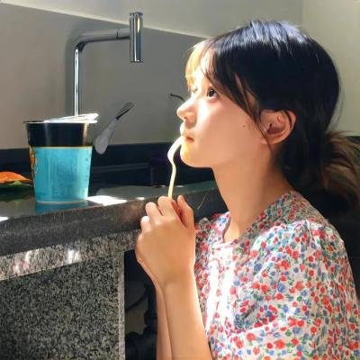 防暴女孩
